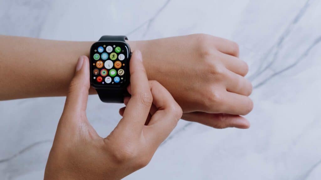 Cómo silenciar un Apple Watch en solo 3 sencillos pasos: ¡Mejora tu comodidad!