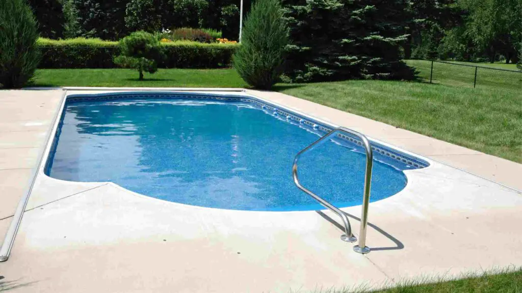 Proceso de 5 pasos sobre cómo nivelar el suelo para la piscina: ¡mejore su experiencia de natación!
